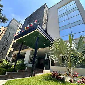 Greenview By St Medellín